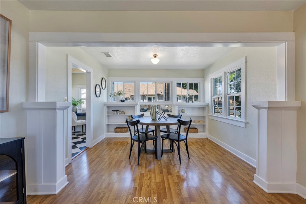 911 E Commonwealth Ave