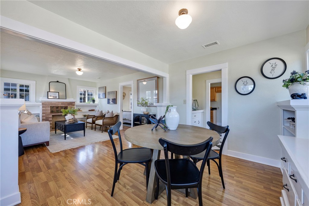 911 E Commonwealth Ave