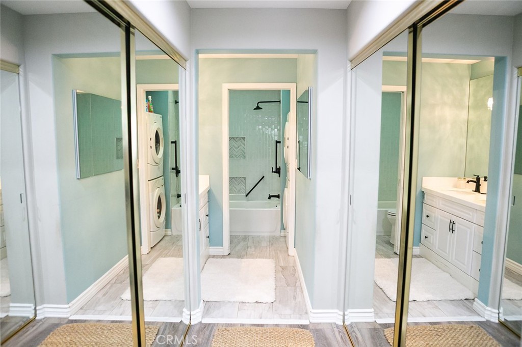 1790 Sunningdale Ave 15G