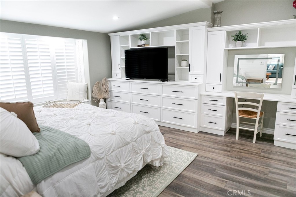 1790 Sunningdale Ave 15G