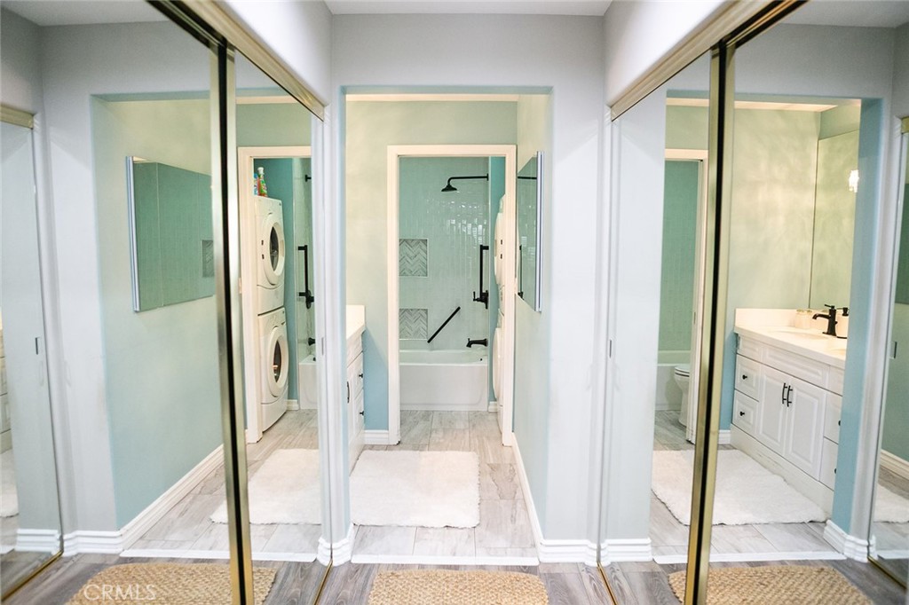 1790 Sunningdale Ave 15G