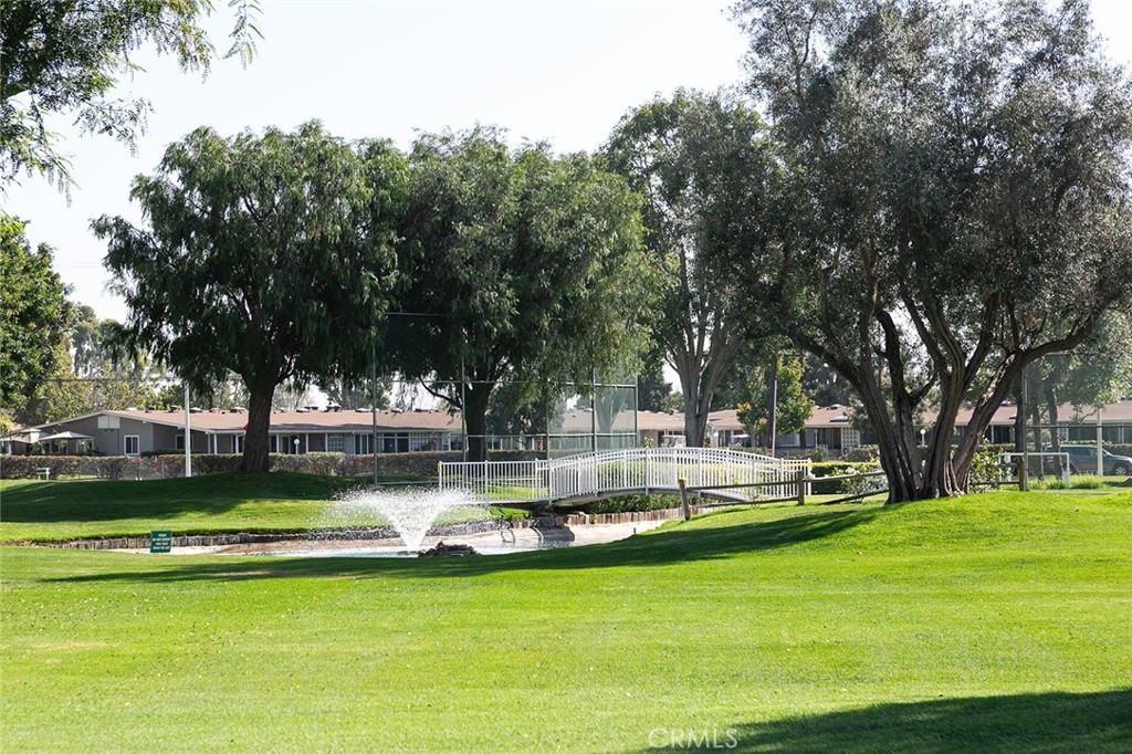 1790 Sunningdale Ave 15G