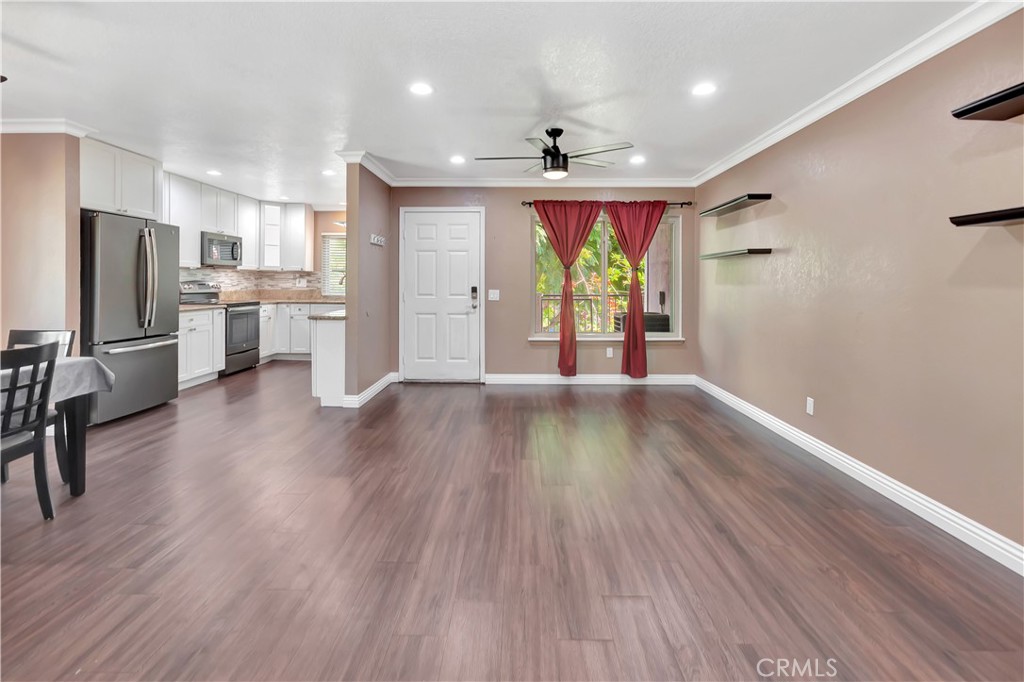 1727 N Willow Woods Drive C