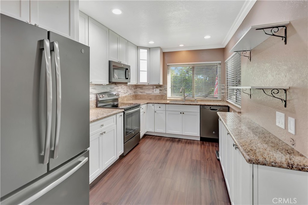 1727 N Willow Woods Drive C