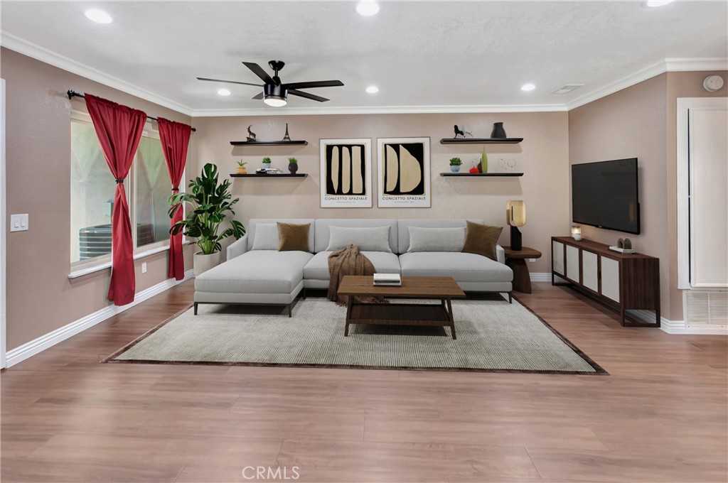 1727 N Willow Woods Drive C