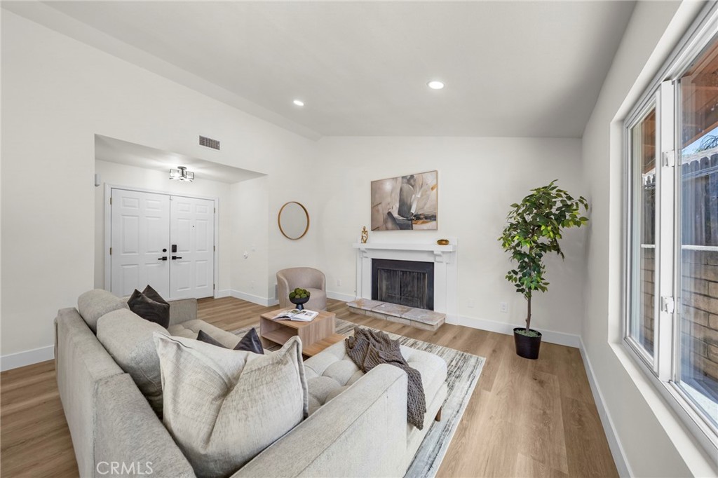 29589 Mira Loma Drive