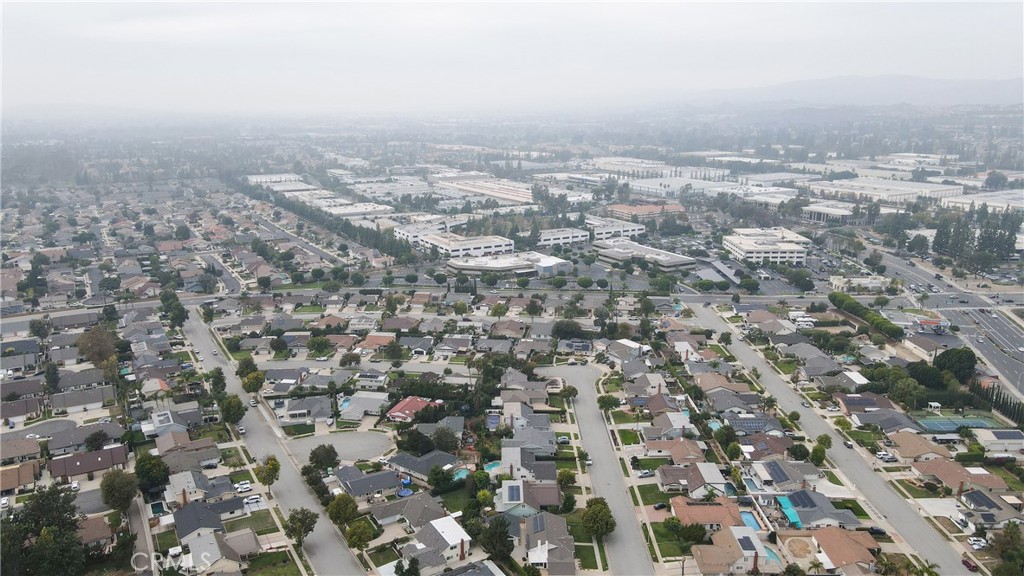 3349 Greenleaf Drive