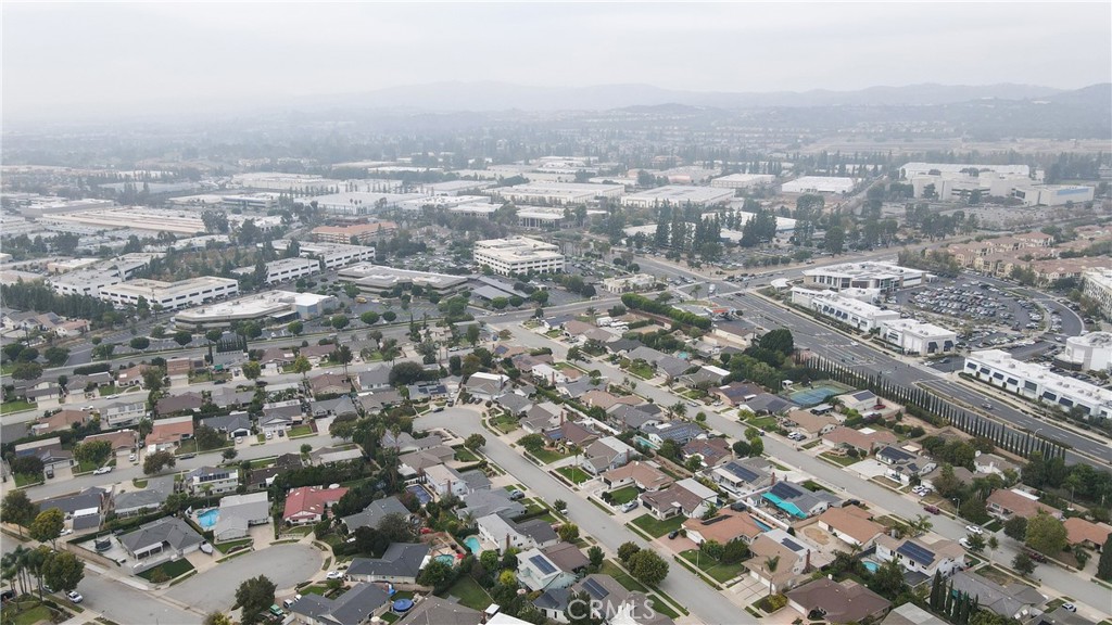 3349 Greenleaf Drive