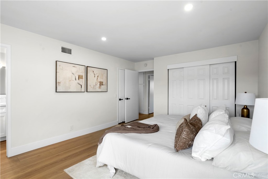 3349 Greenleaf Drive