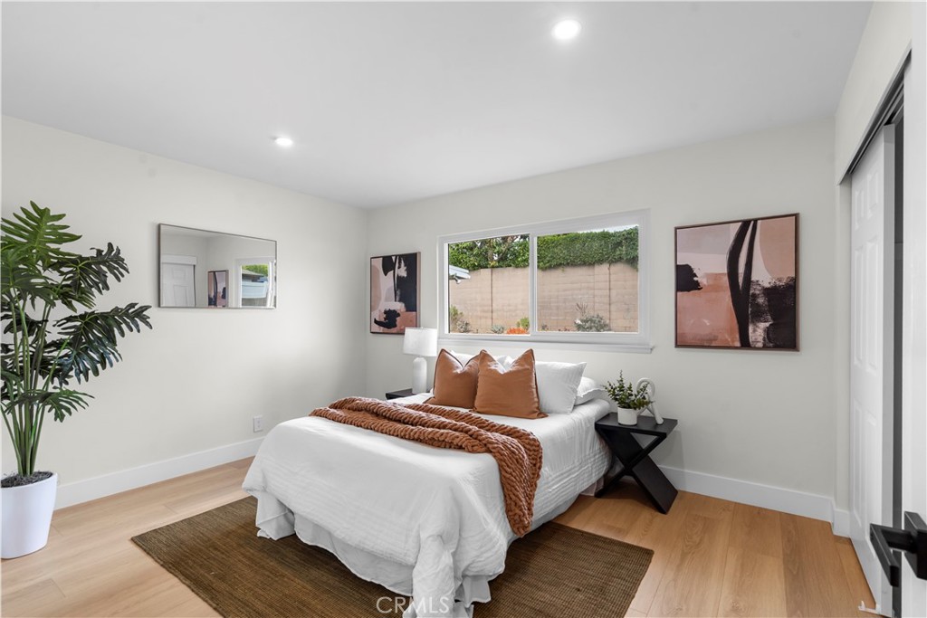 3349 Greenleaf Drive