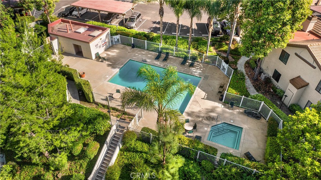 22709 Lakeway Dr 493