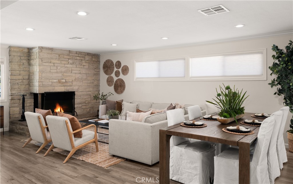 624 N Walnut
