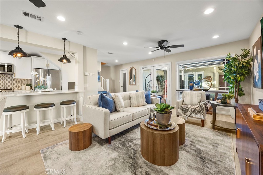 6832 Tahitian Circle