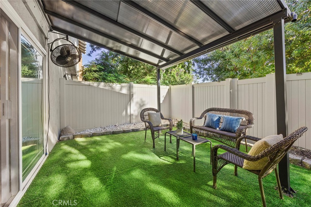 6832 Tahitian Circle