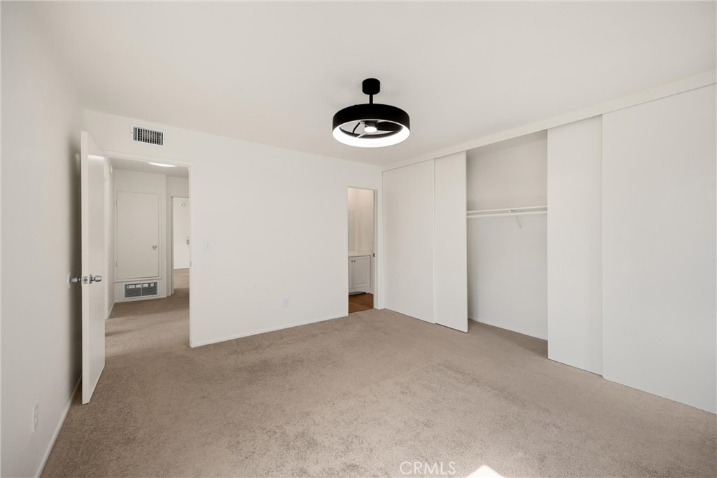 2521 W Sunflower Avenue R8