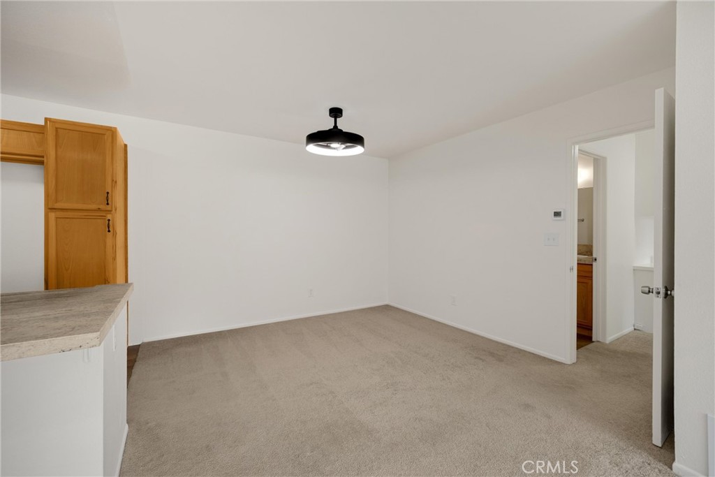 2521 W Sunflower Avenue R8