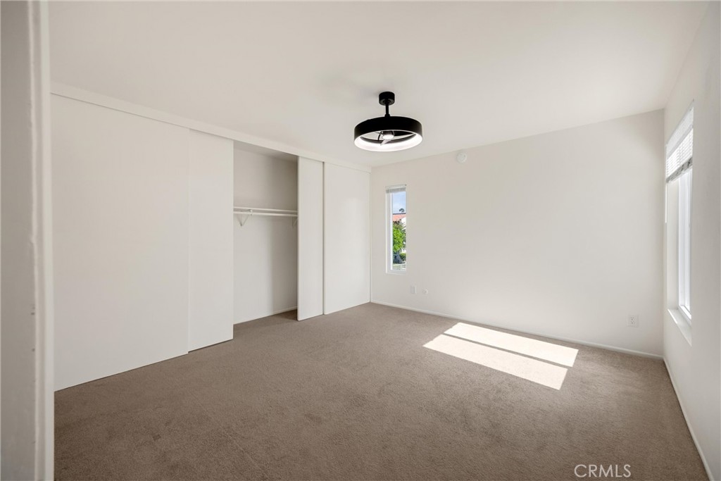 2521 W Sunflower Avenue R8