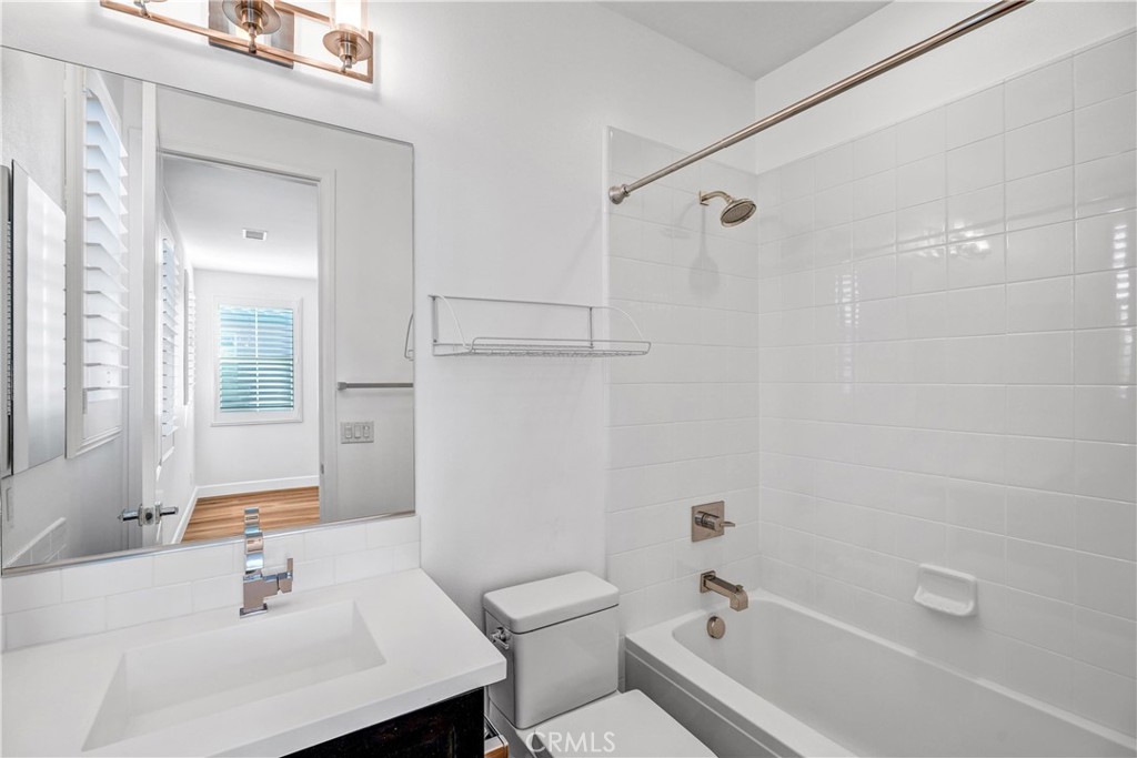 2488 E Kern River Lane