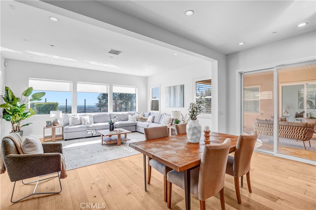 2488 E Kern River Lane