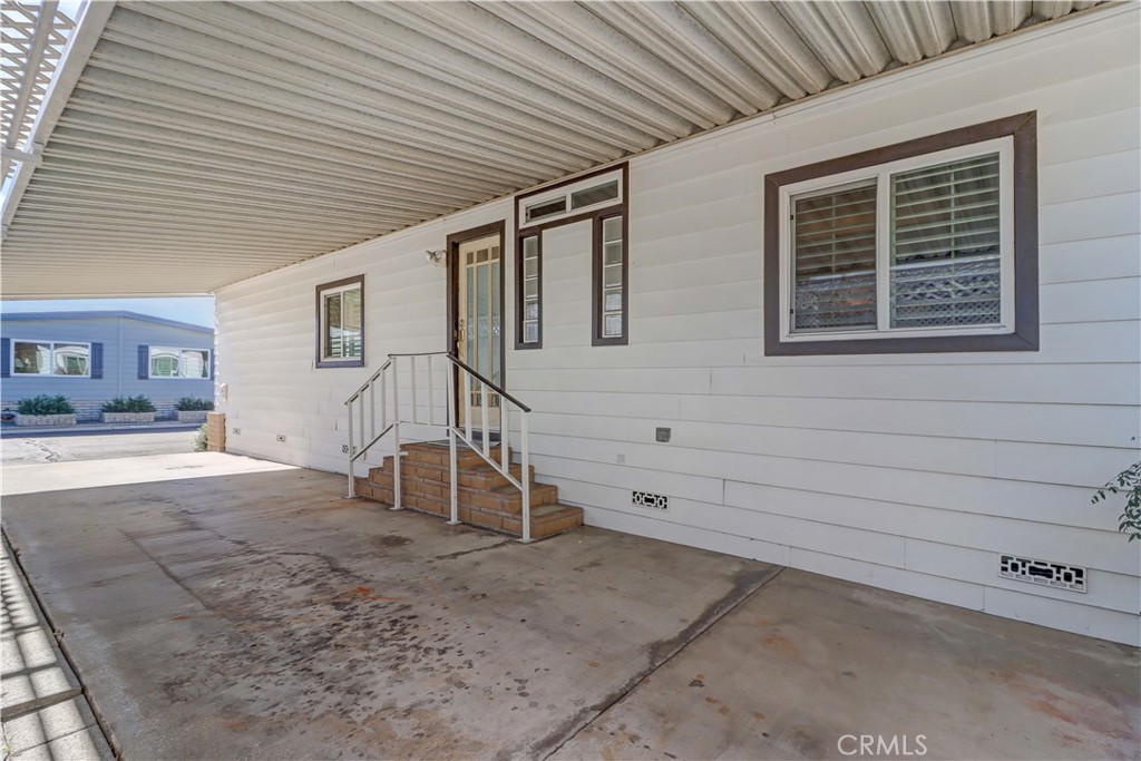 6741 Lincoln Avenue 26