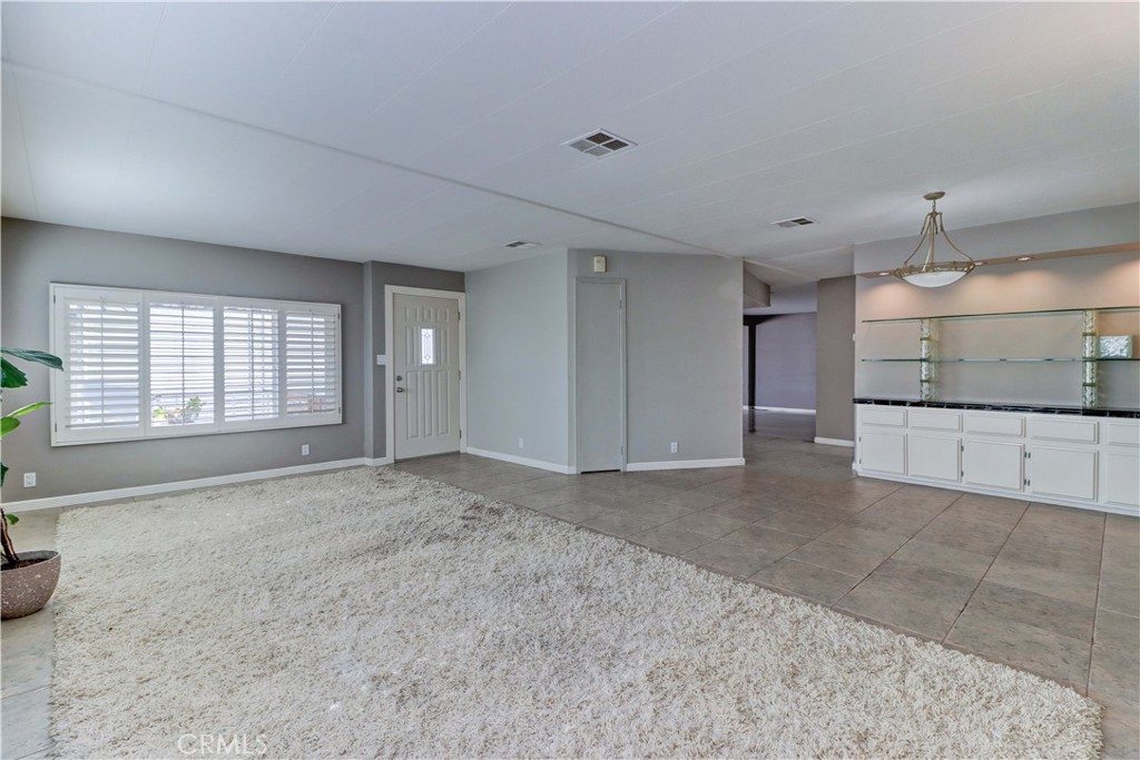 6741 Lincoln Avenue 26