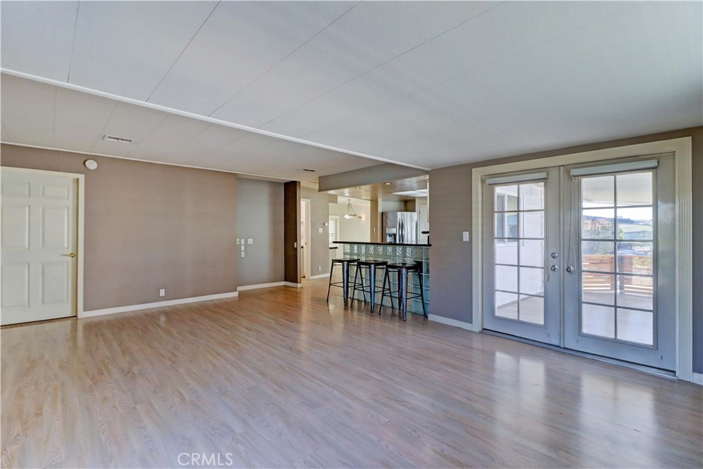 6741 Lincoln Avenue 26