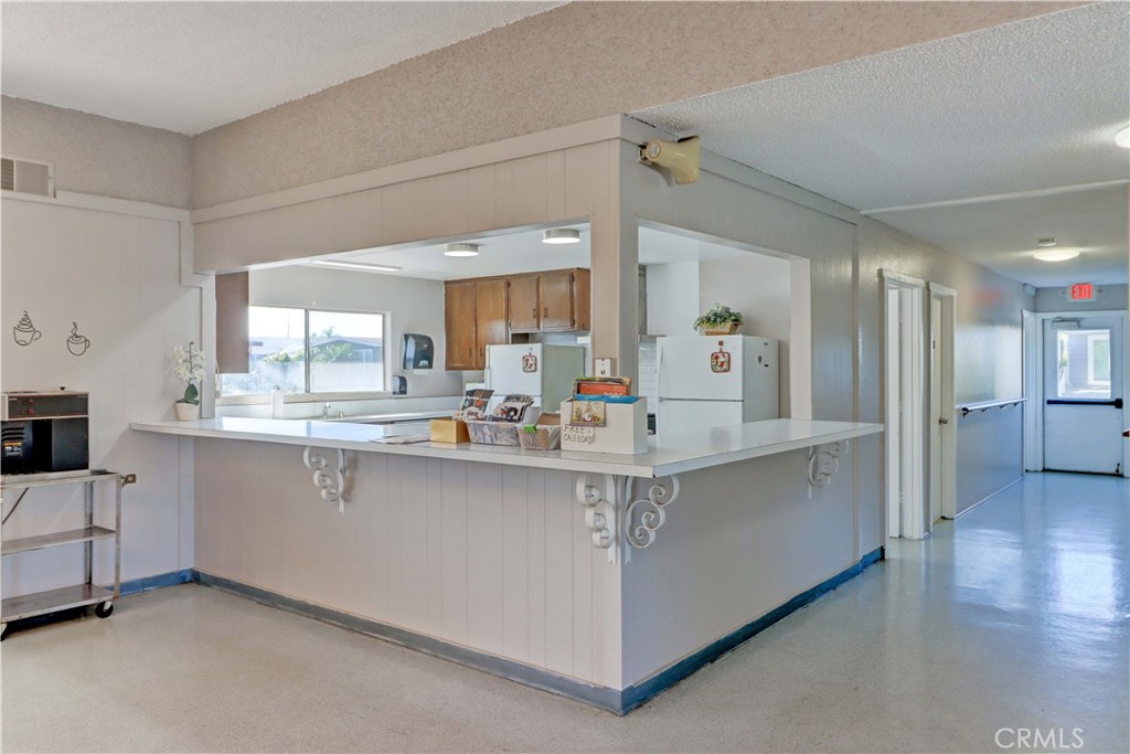 6741 Lincoln Avenue 26