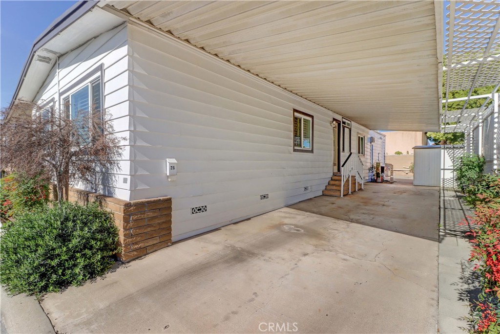 6741 Lincoln Avenue 26