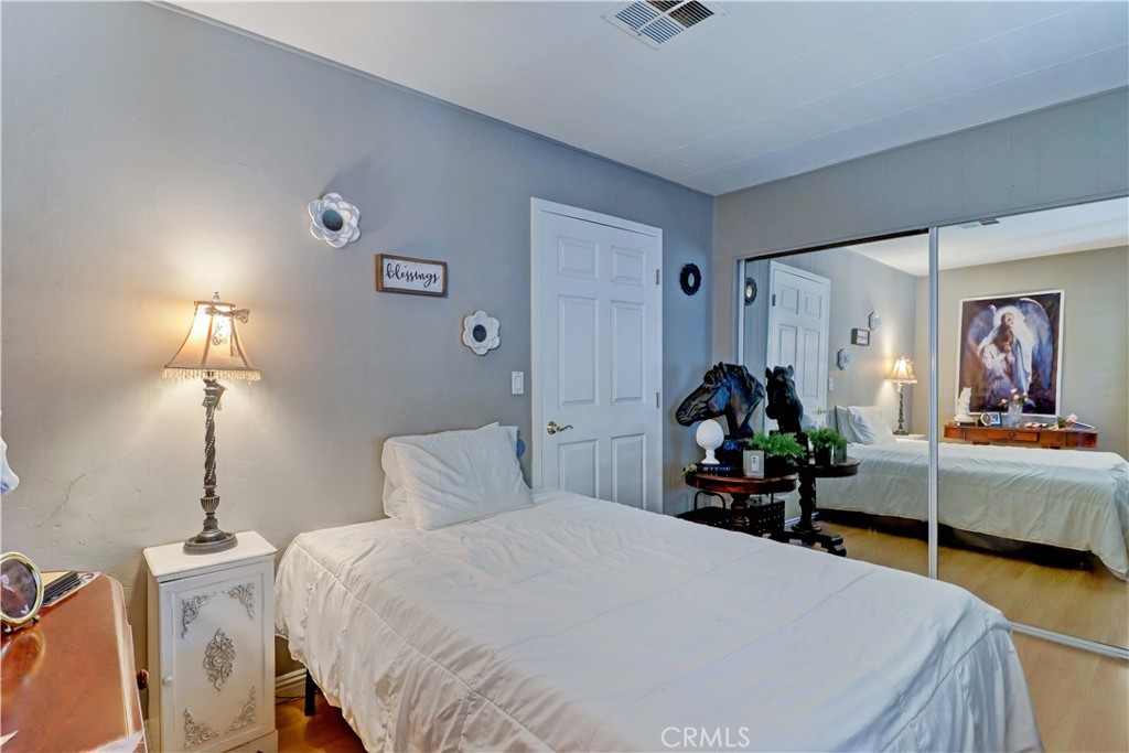 6741 Lincoln Avenue 26