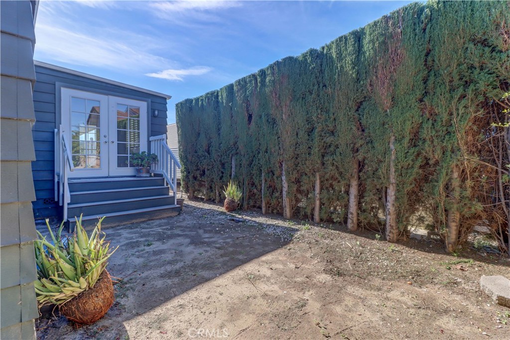 6741 Lincoln Avenue 26