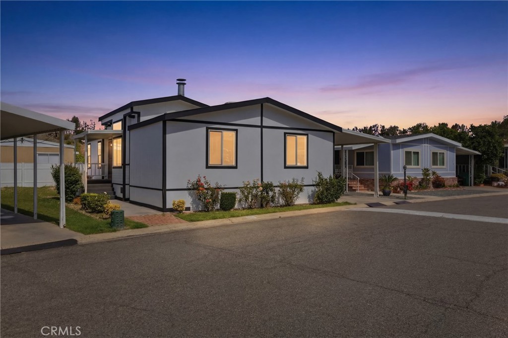 4901 Green River 153
