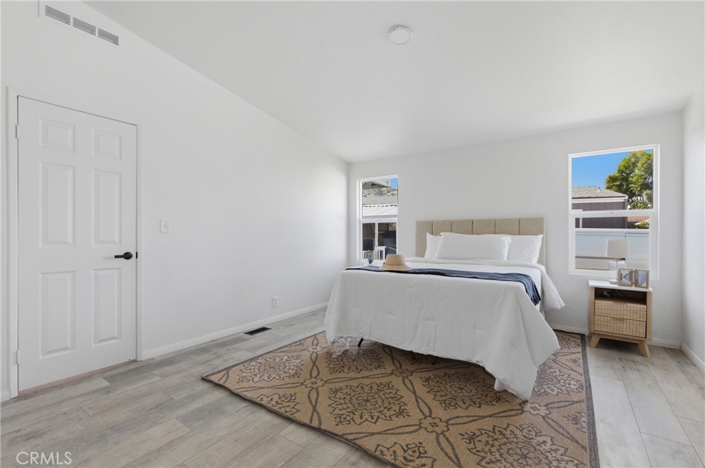 4901 Green River 153