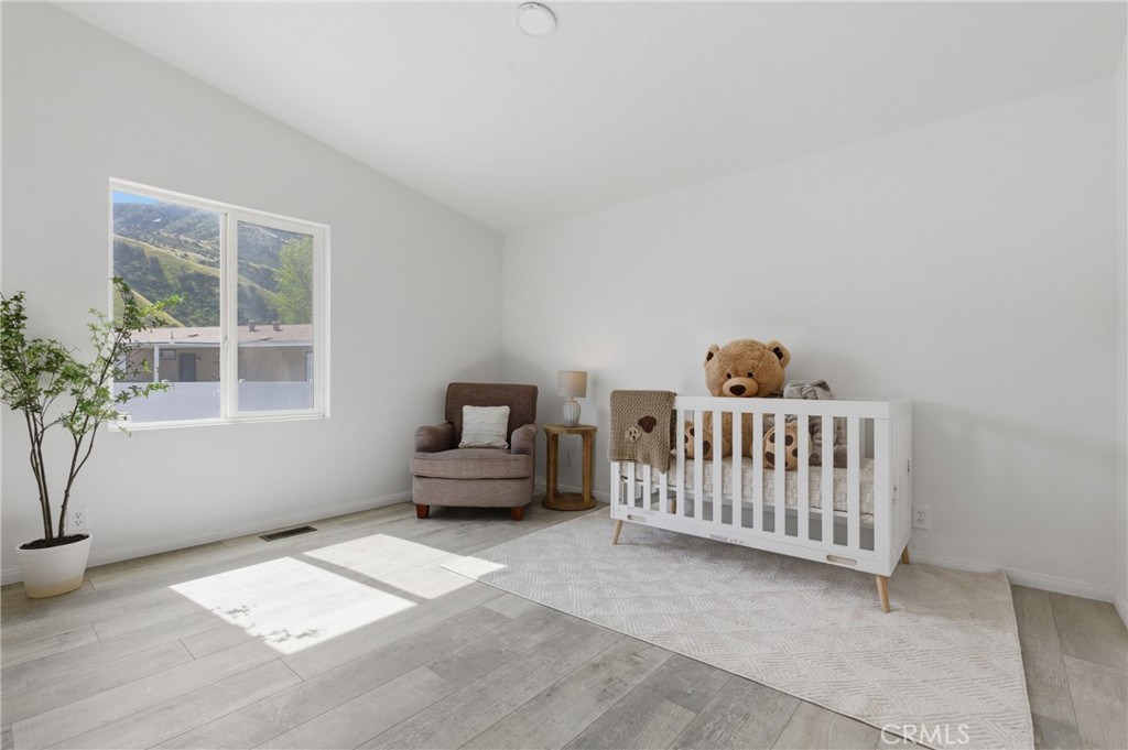 4901 Green River 153