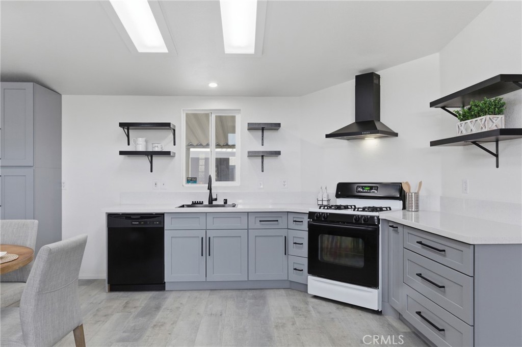 4901 Green River 153