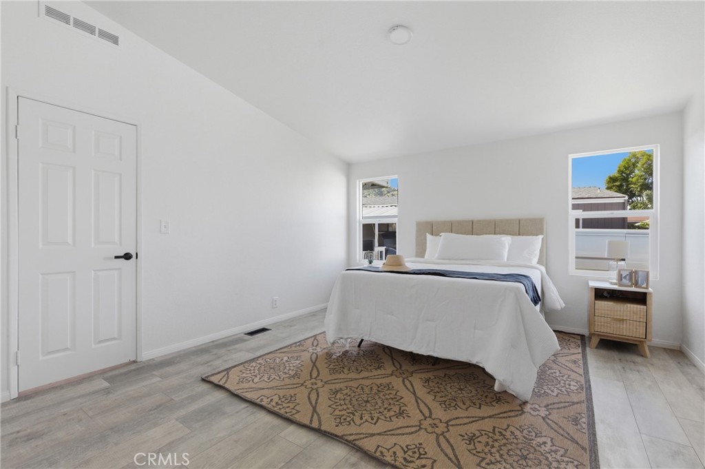 4901 Green River 153