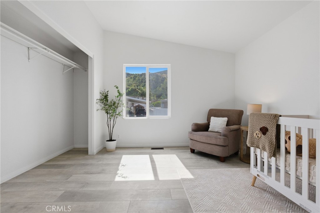 4901 Green River 153
