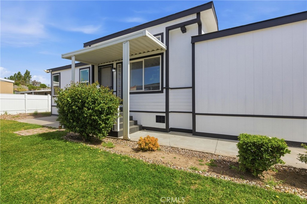 4901 Green River 153
