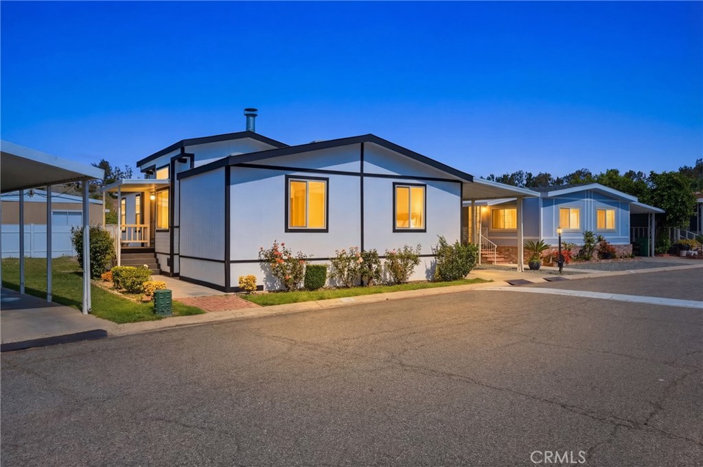 4901 Green River 153