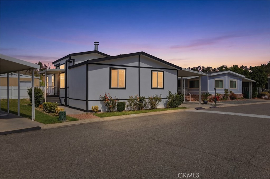 4901 Green River 153