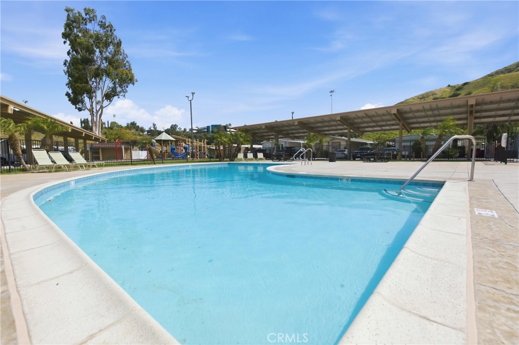 4901 Green River 153