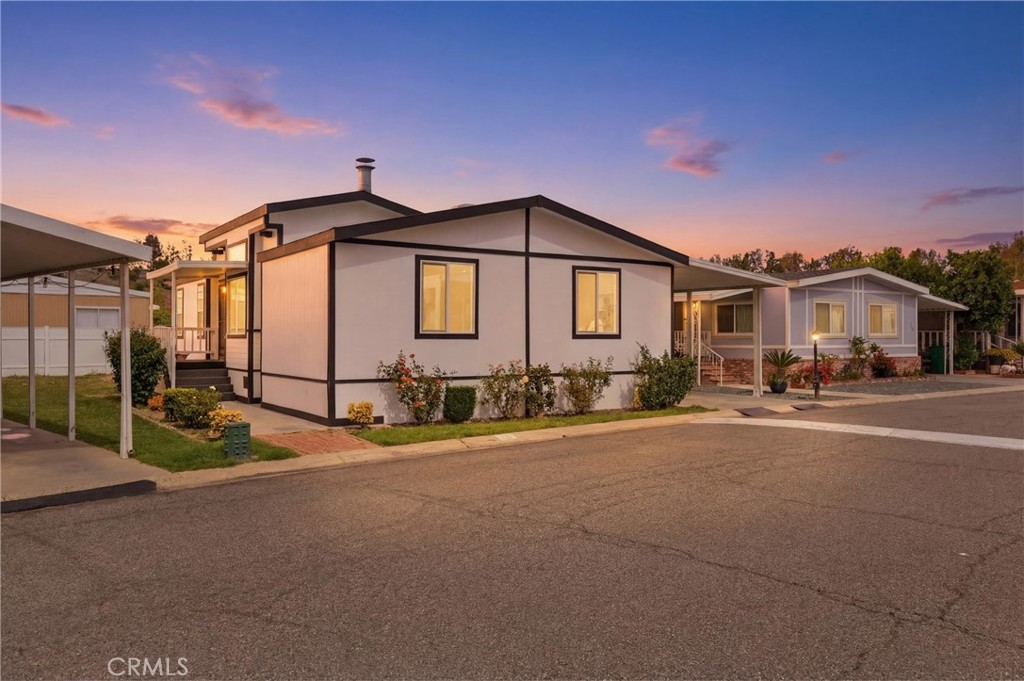 4901 Green River 153