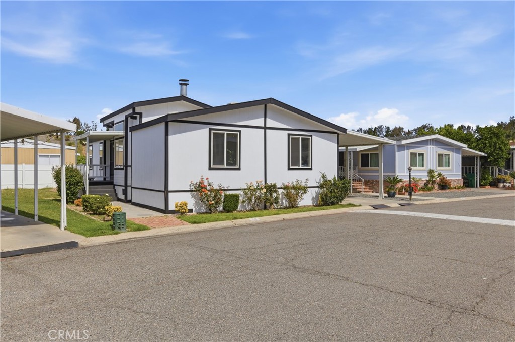 4901 Green River 153