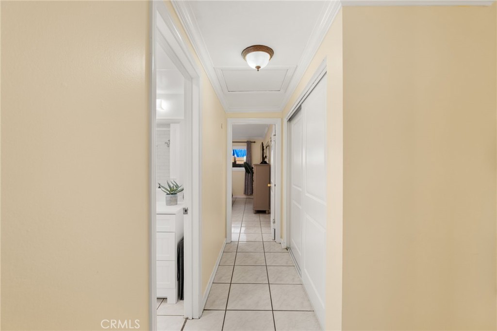 3139 E Chapman 3B