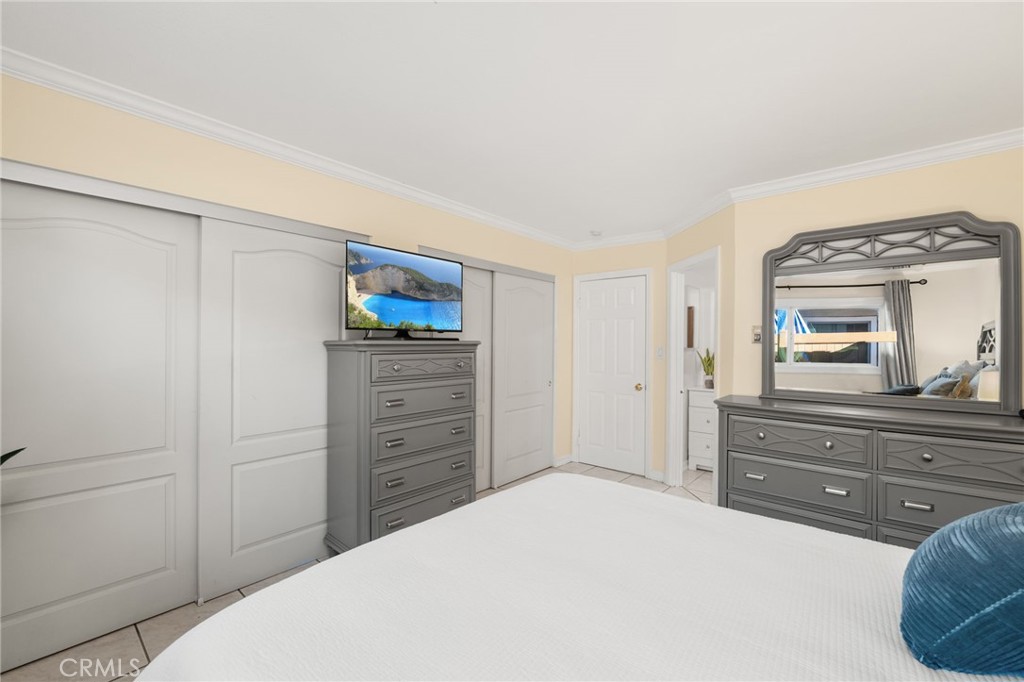 3139 E Chapman 3B
