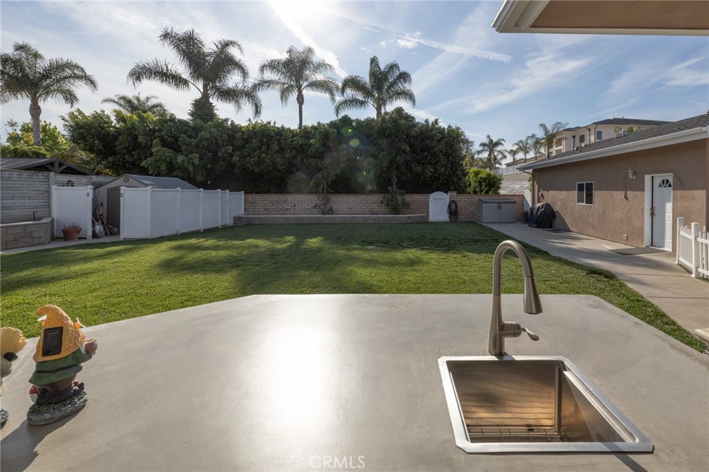 6071 Sun View