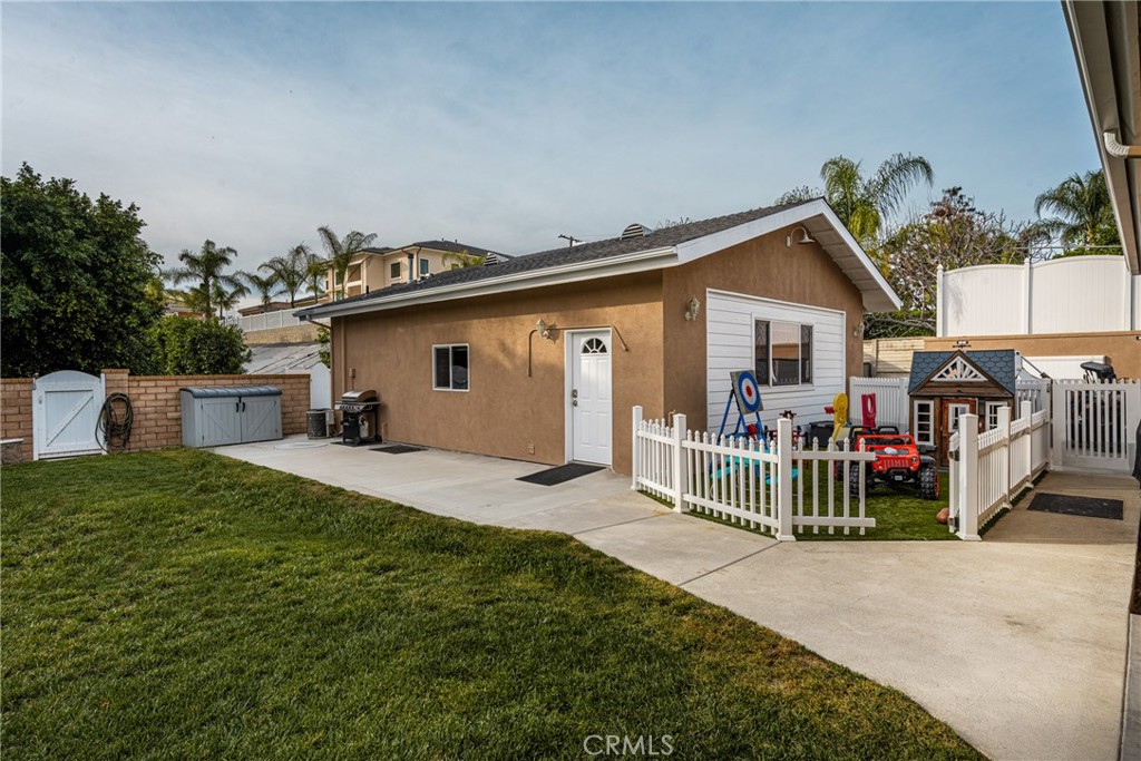 6071 Sun View