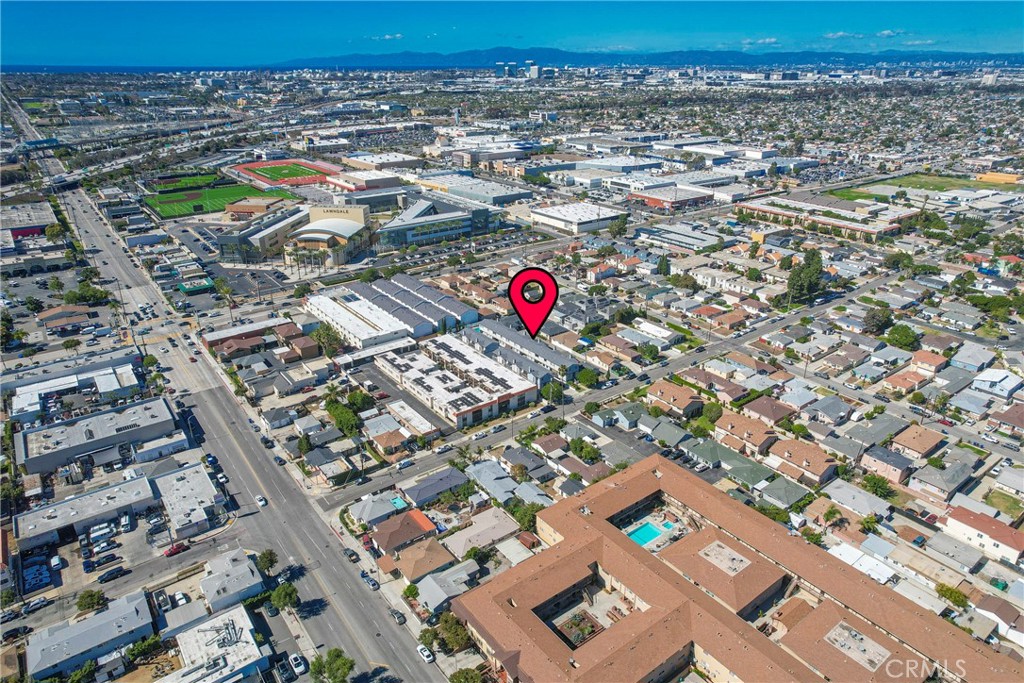 14927 Condon Avenue 4