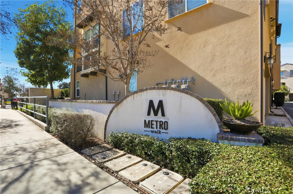 811 N Dalton Ave 105