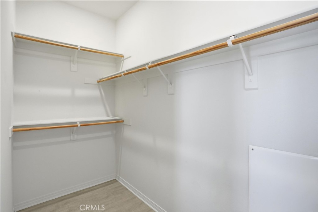 811 N Dalton Ave 105