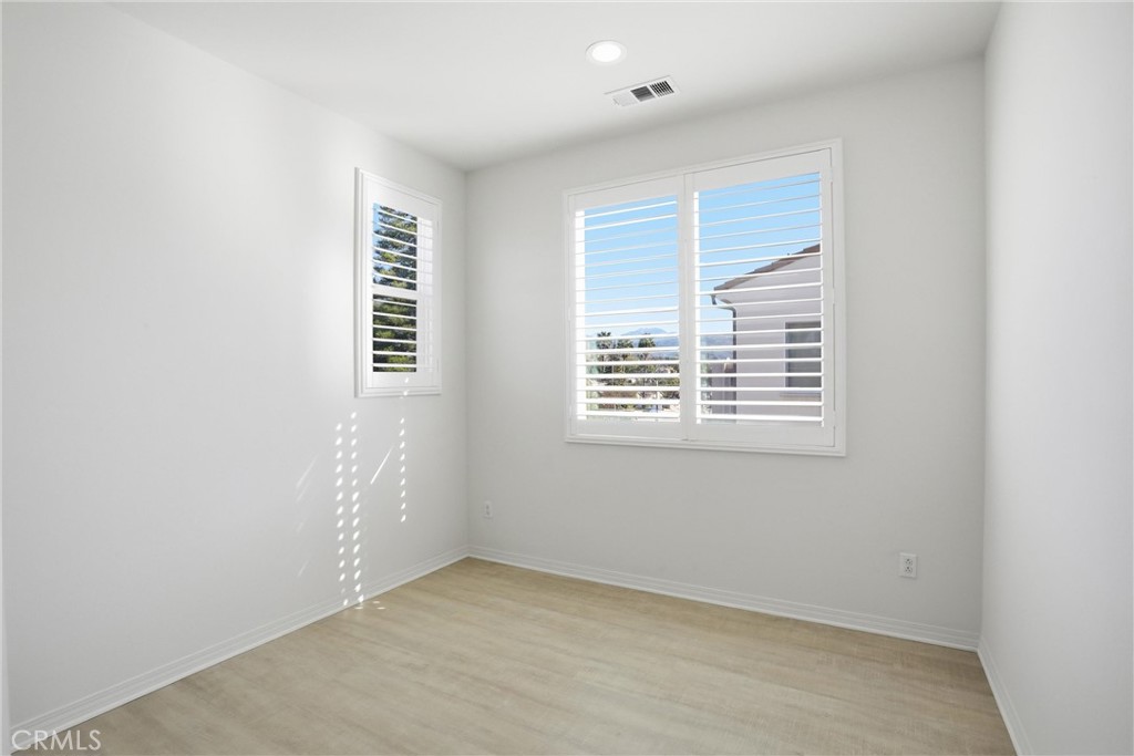 811 N Dalton Ave 105